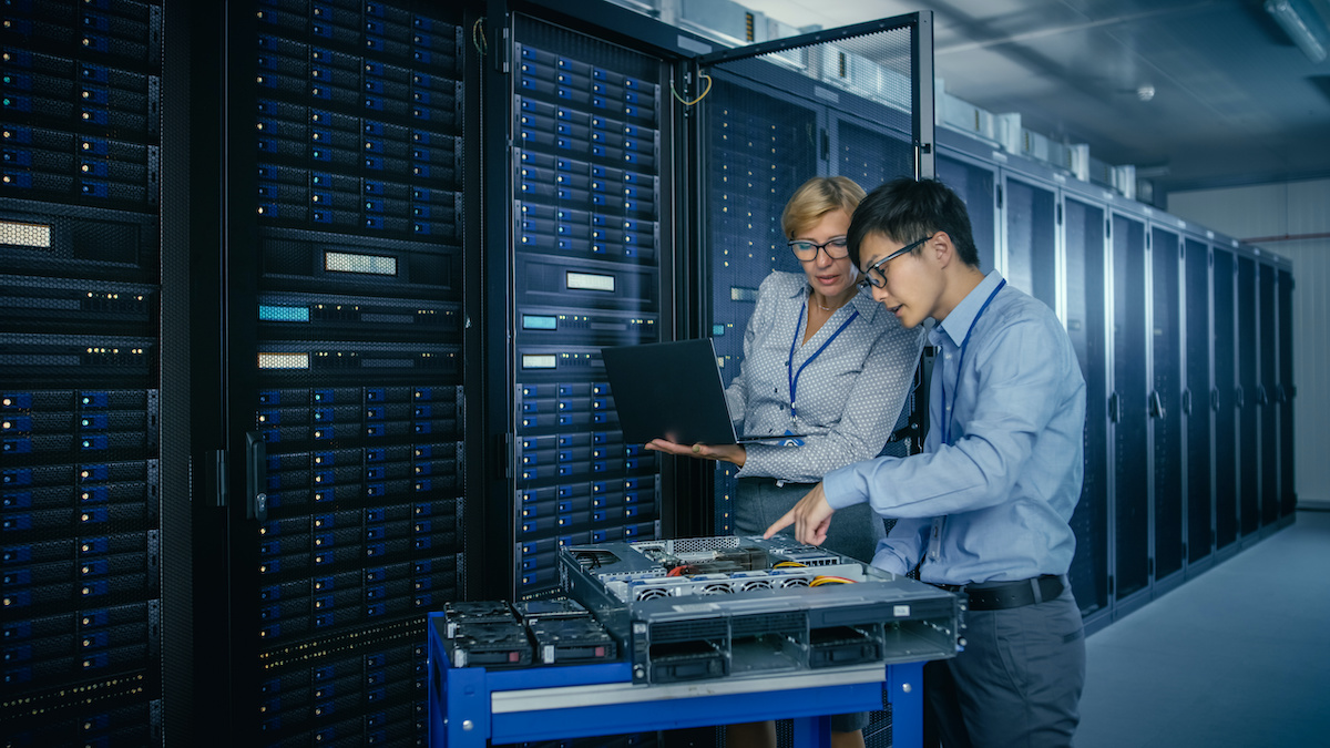 the-global-data-center-personnel-shortage