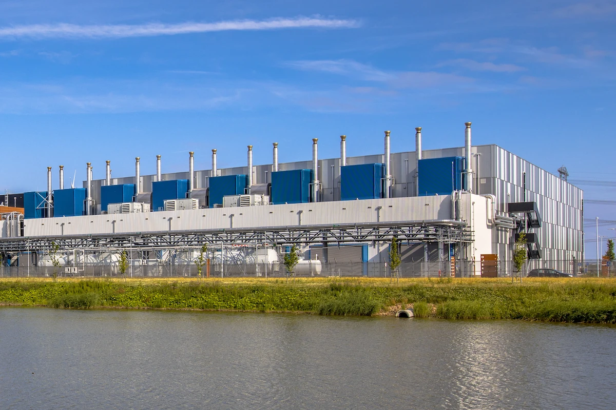 the-state-of-data-center-real-estate