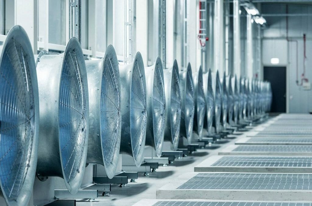 Data Center Cooling: Enterprise vs. Cloud