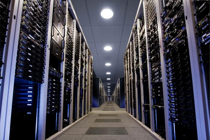 Data-Center-Aisle